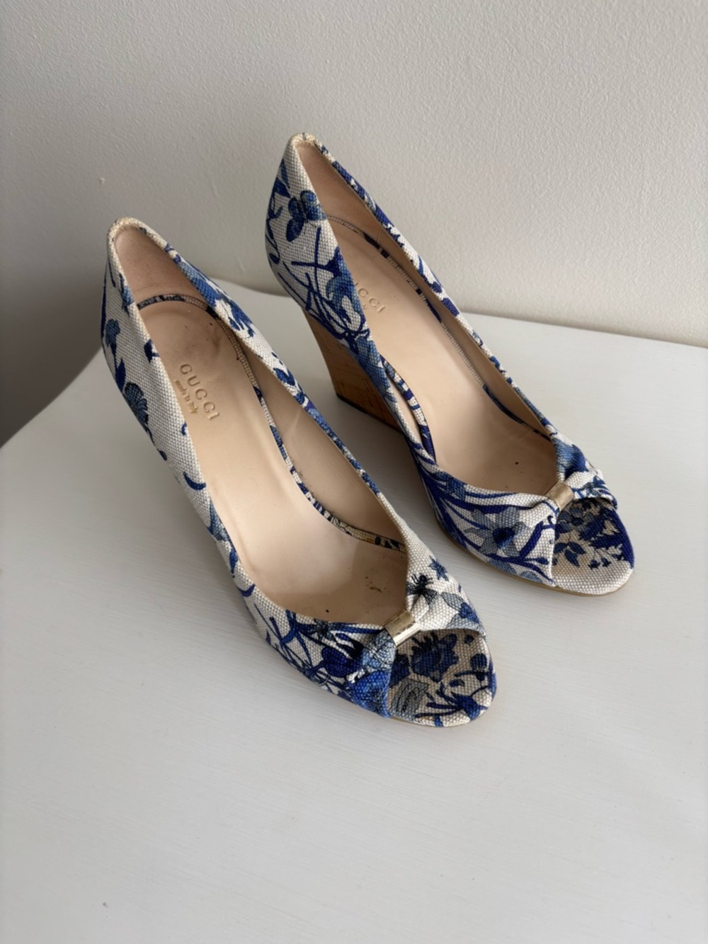 Gucci Tess Floral Wedges - Picture 9 of 12